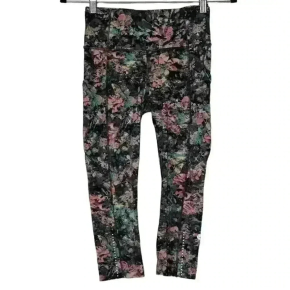 Lululemon Fast & Free Crop II Nulux 19" - Picture 1 of 5